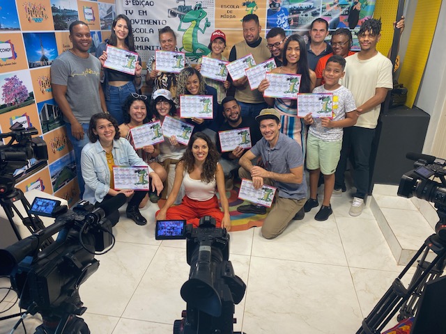 Turma 4 da Escola de Mídia produz quatro programas ao vivo