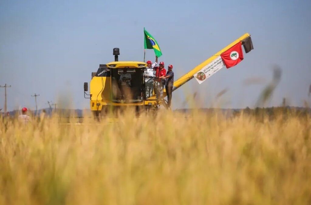 MST reúne 4 mil pessoas para celebrar a maior produção de arroz orgânico da América Latina